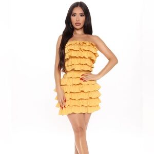 2 Piece mustard set. Size XL